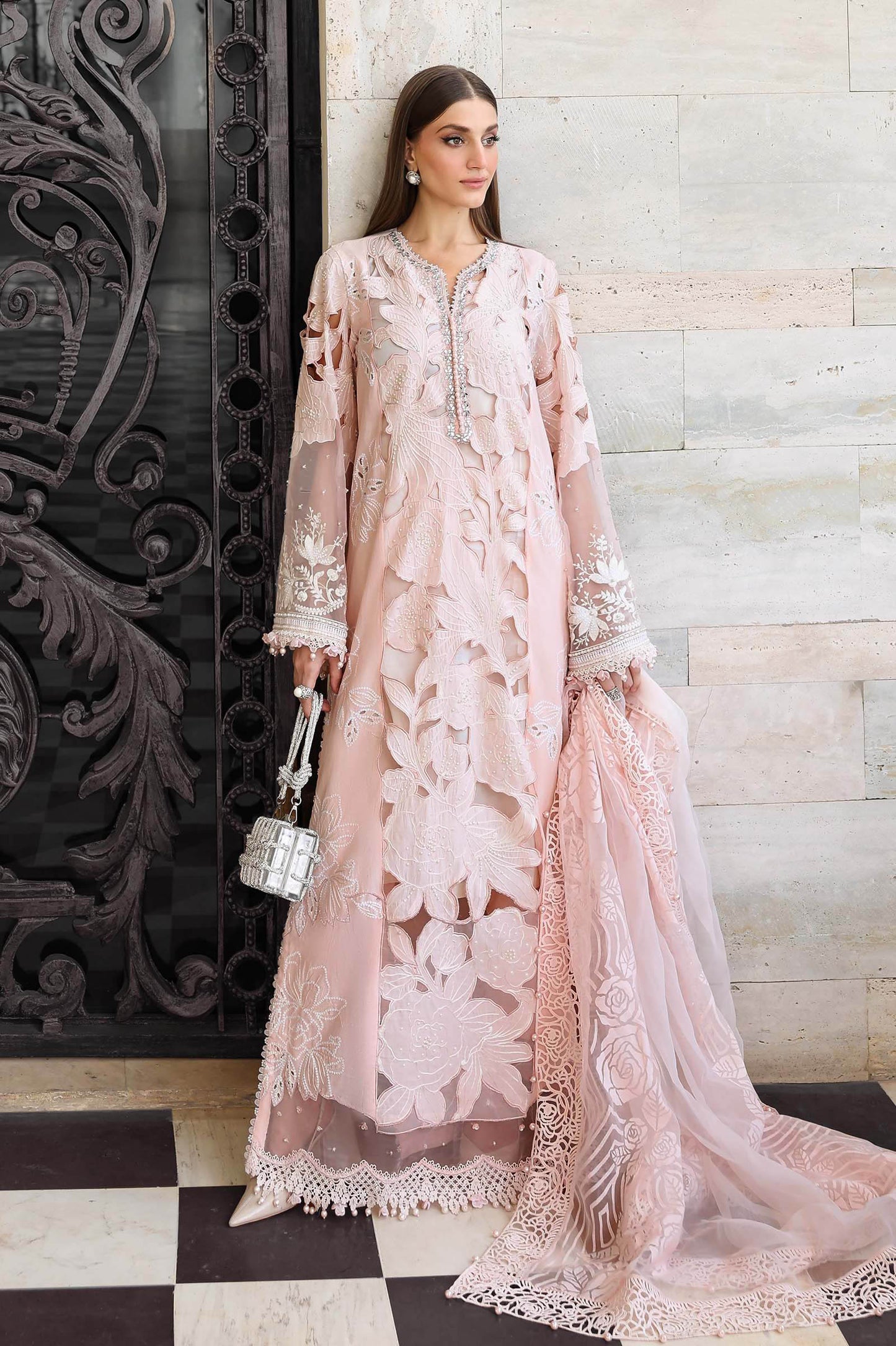 3 Piece Embroidered Lawn Suit
