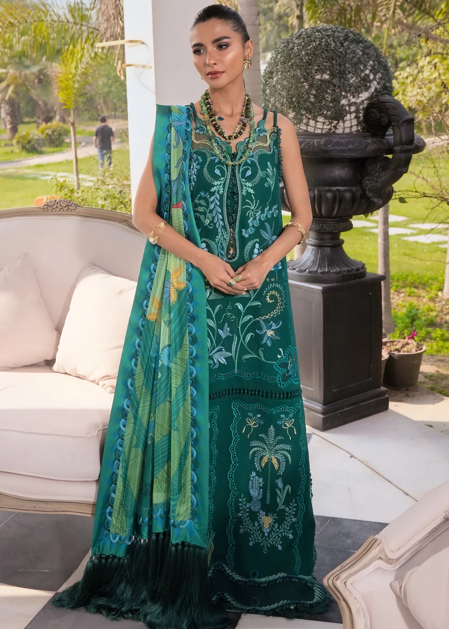 BEAUTY IN BLOOM - D3B