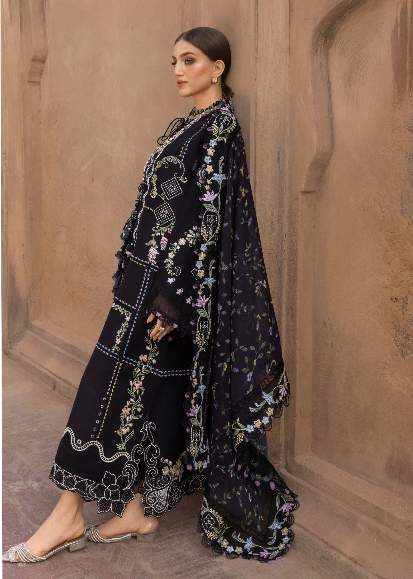 FLORAL SERENITY - D1A