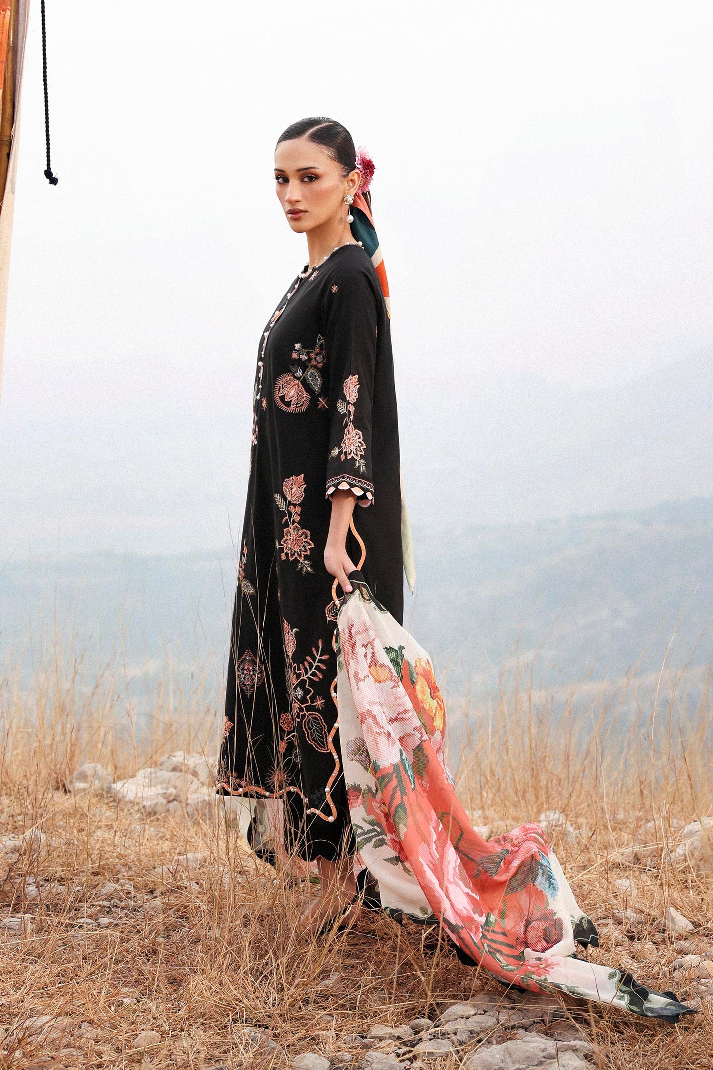 Muzlin Lawn 3 Piece Suit