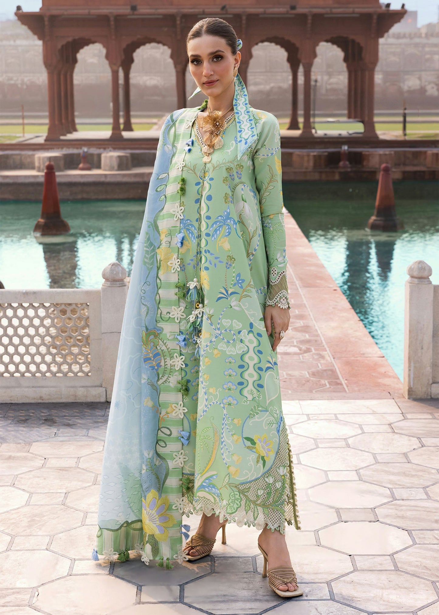 OUT OF MANY HEARTS-D6B