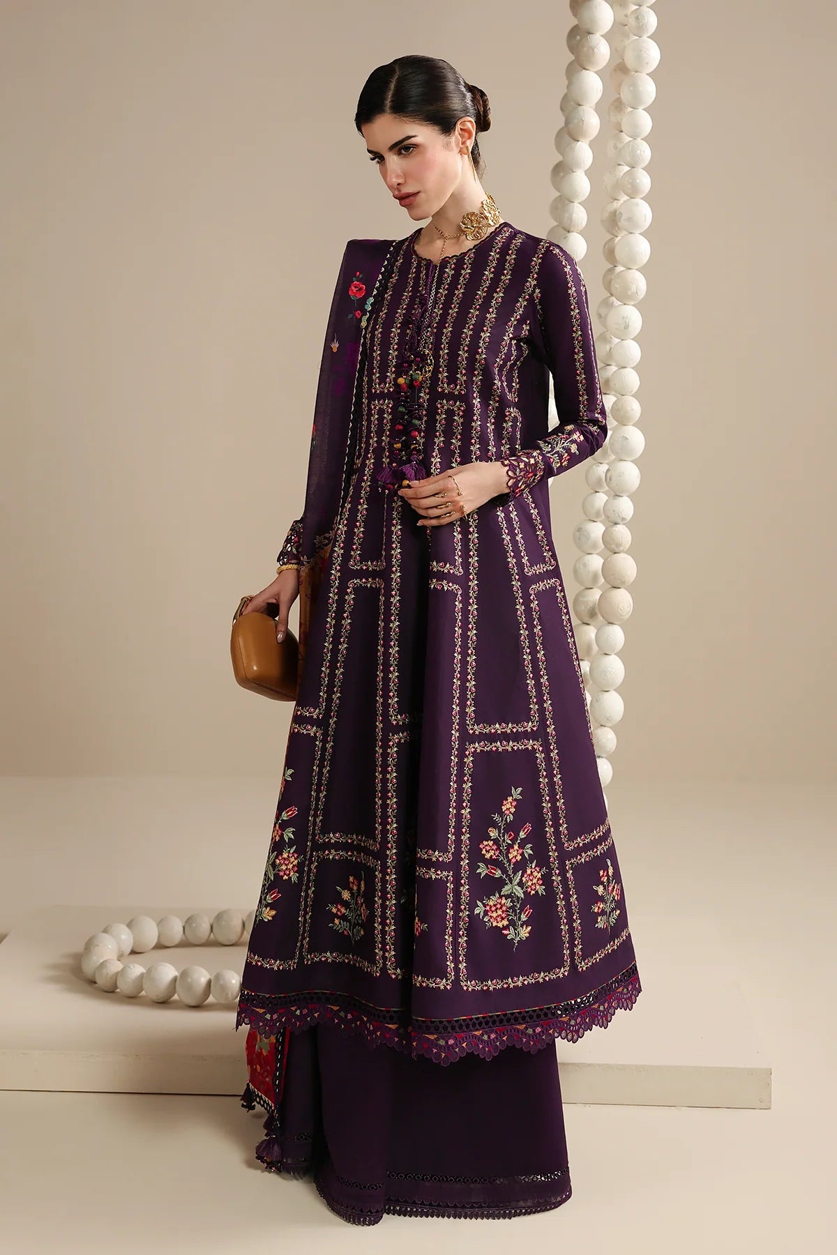 EMBROIDERED LAWN IL26-D06