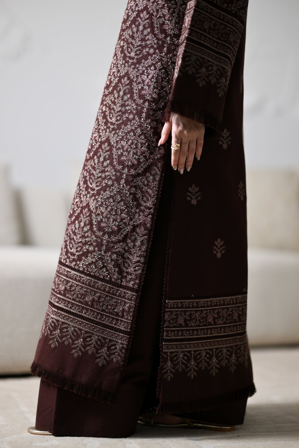 MIRA I - CHOCOLATE BROWN LUXURY EMBROIDERED KARANDI 3PCS SET (NEL-26634)