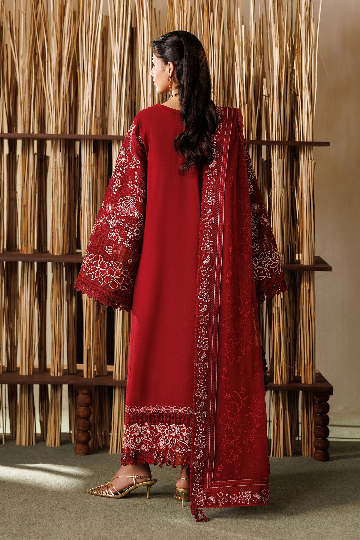 EMBROIDERED LAWN EL26-D05