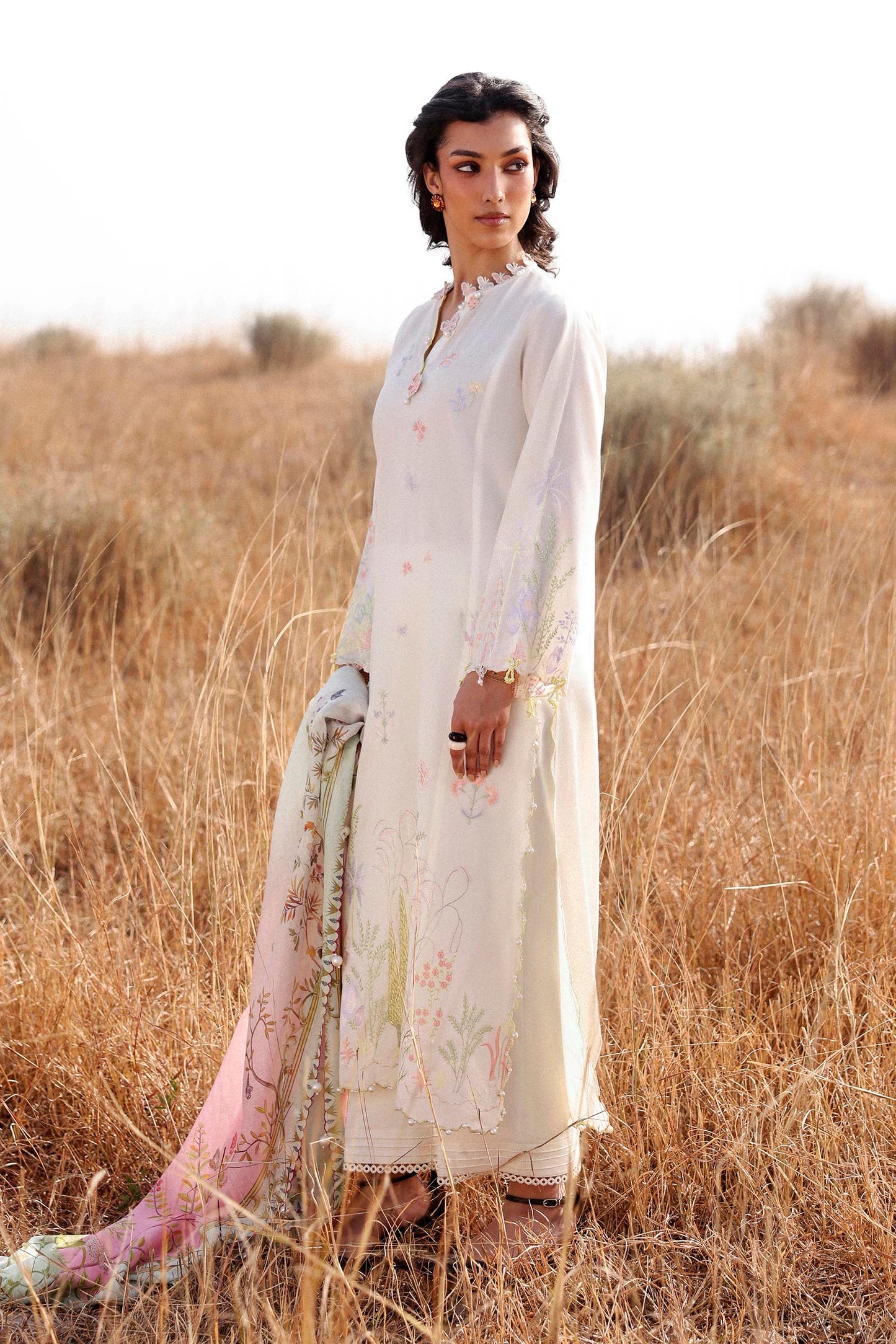 Muzlin Lawn 3 Piece Suit