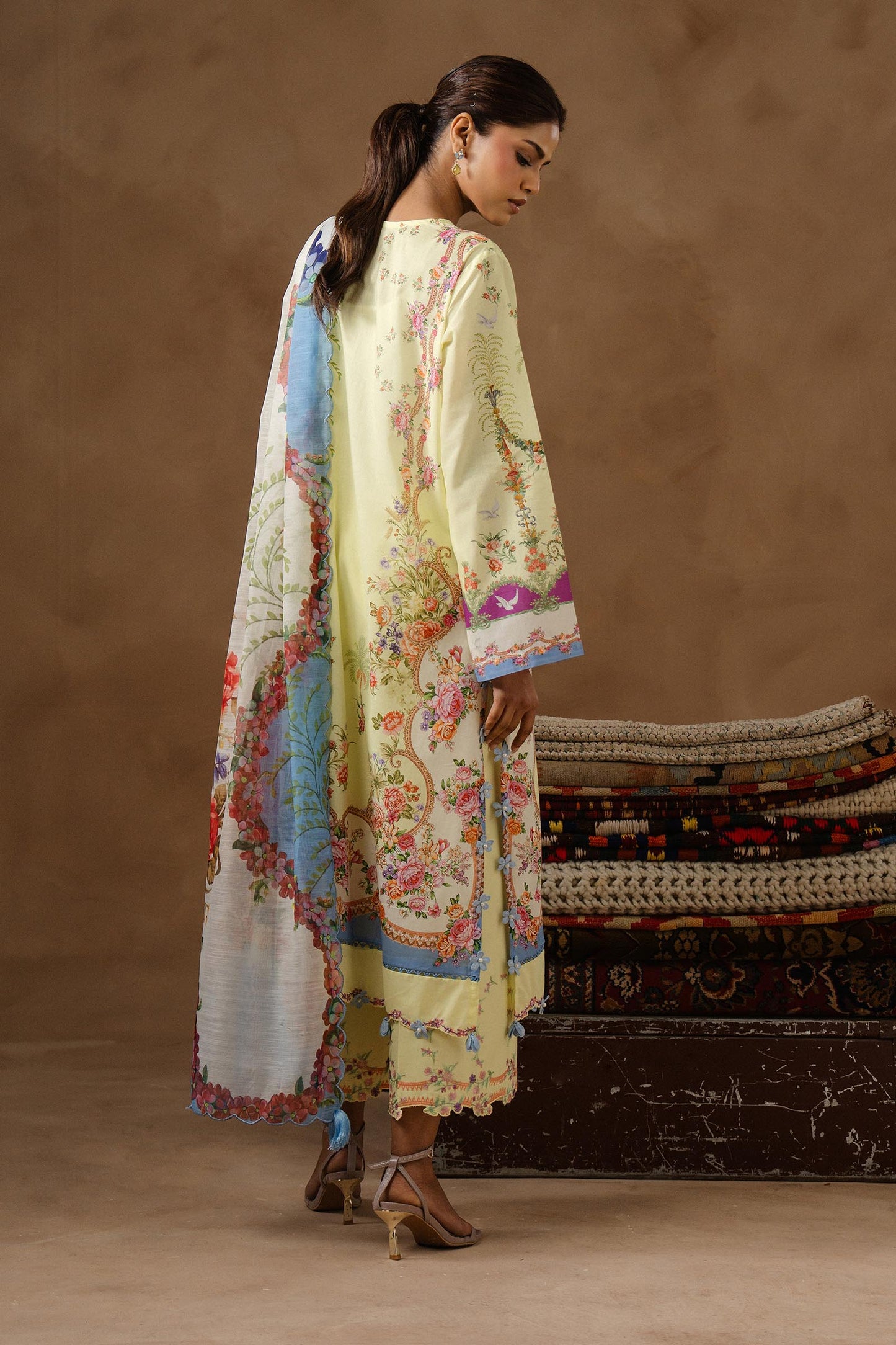 Muzlin Lawn 3 Piece Suit