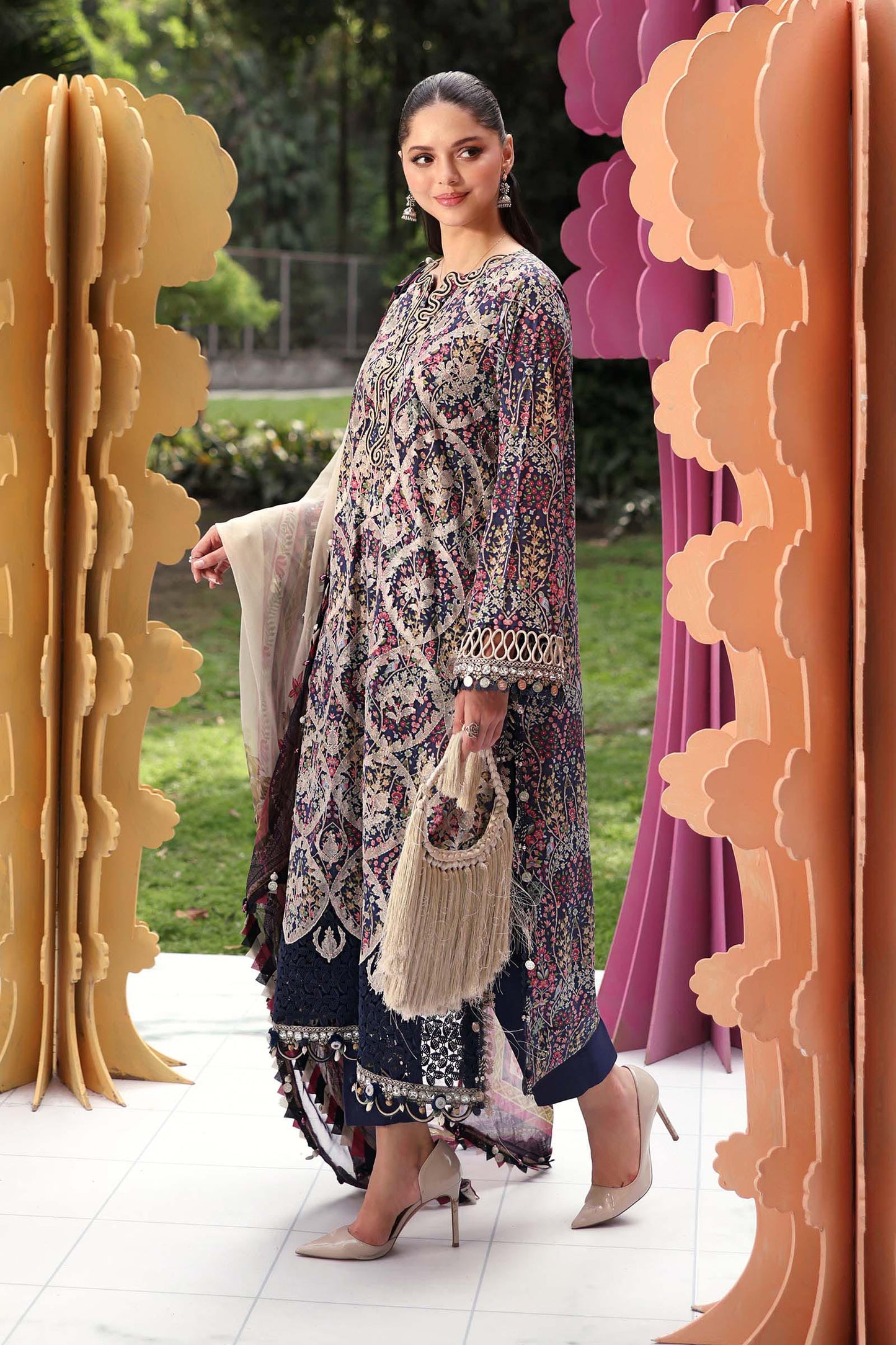 3 Piece Embroidered Lawn Suit