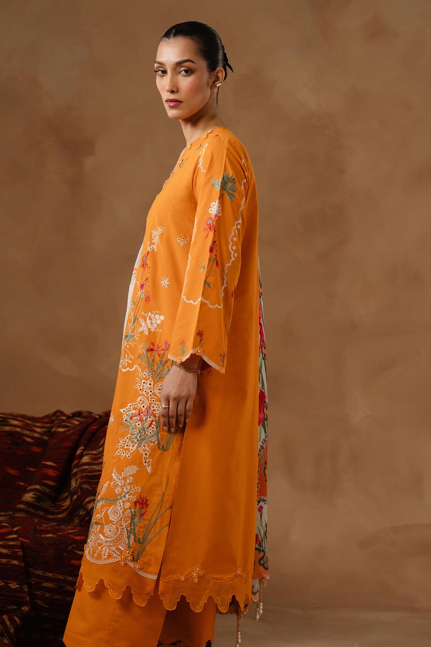 Muzlin Lawn 3 Piece Suit