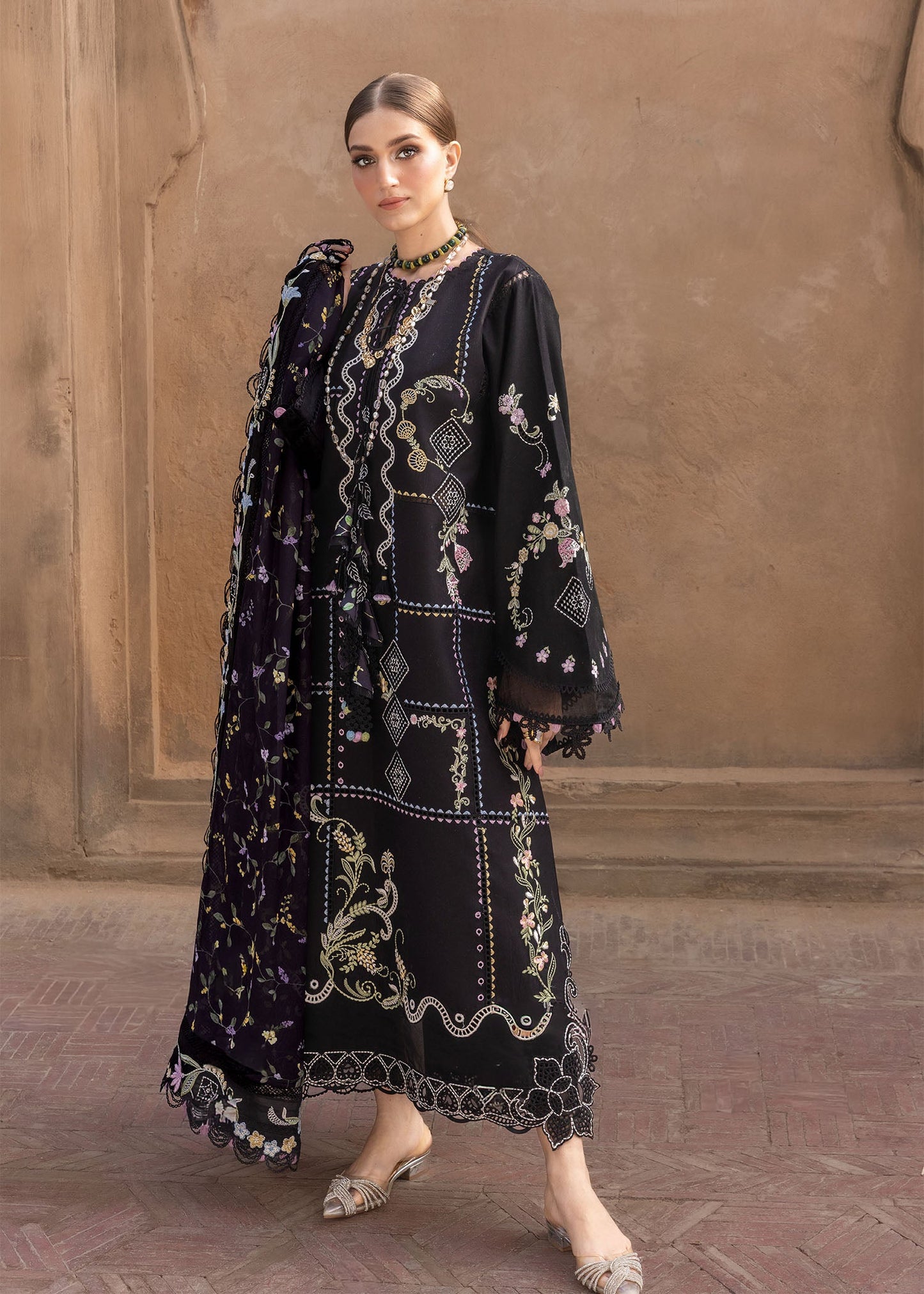 FLORAL SERENITY - D1A