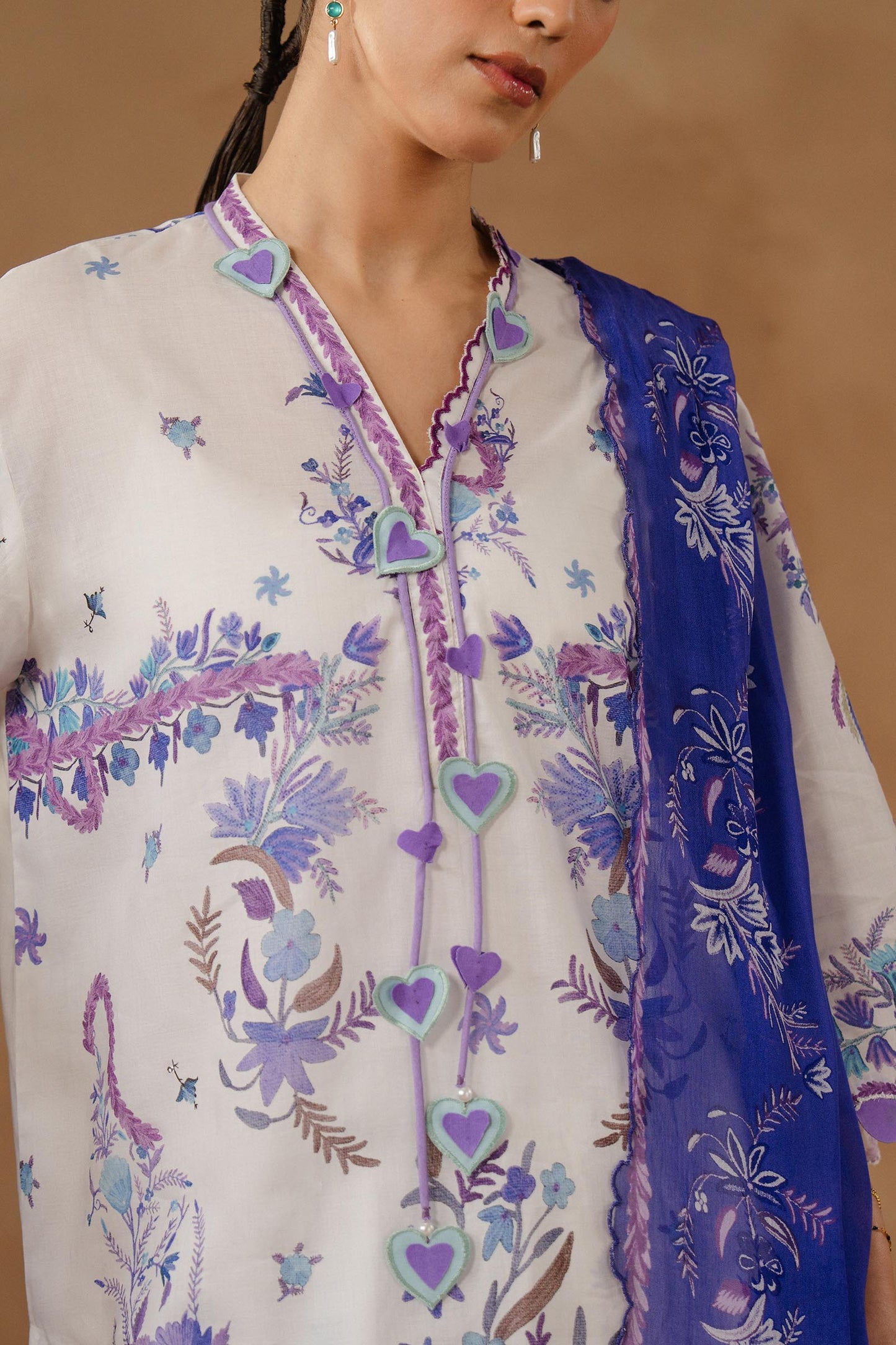 Muzlin Lawn 3 Piece Suit