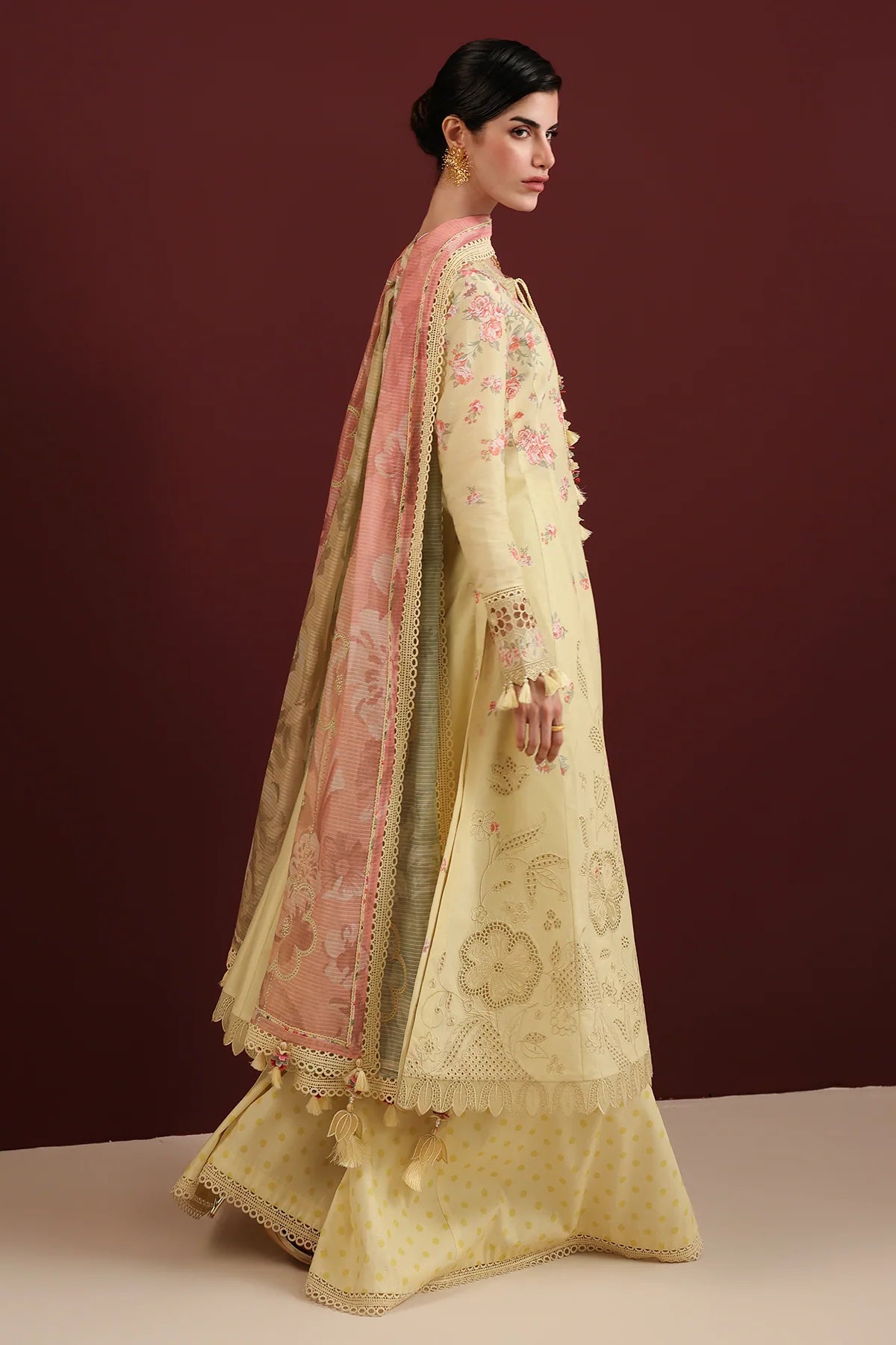 EMBROIDERED LAWN IL26-D07