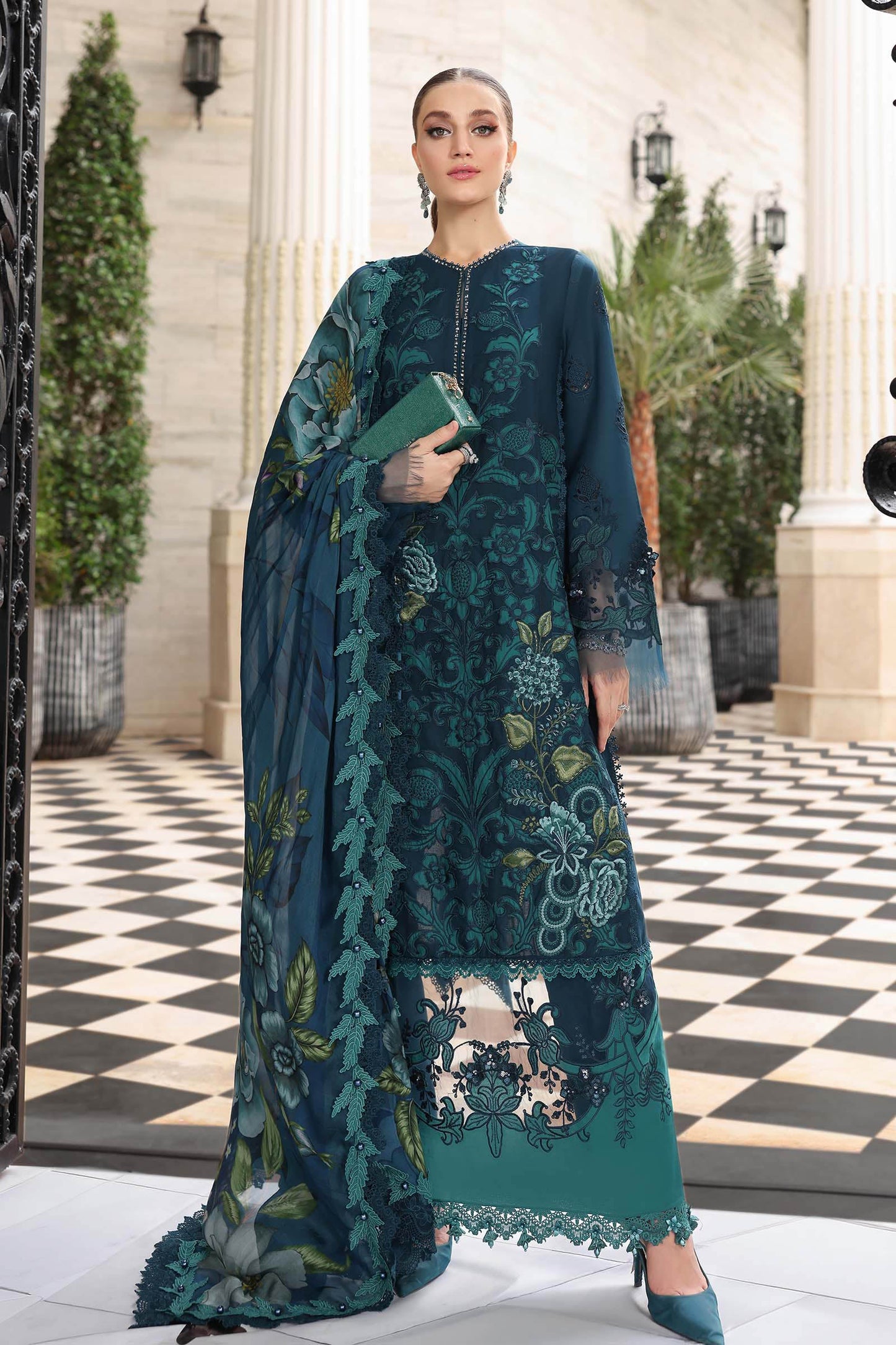 3 Piece Embroidered Lawn Suit