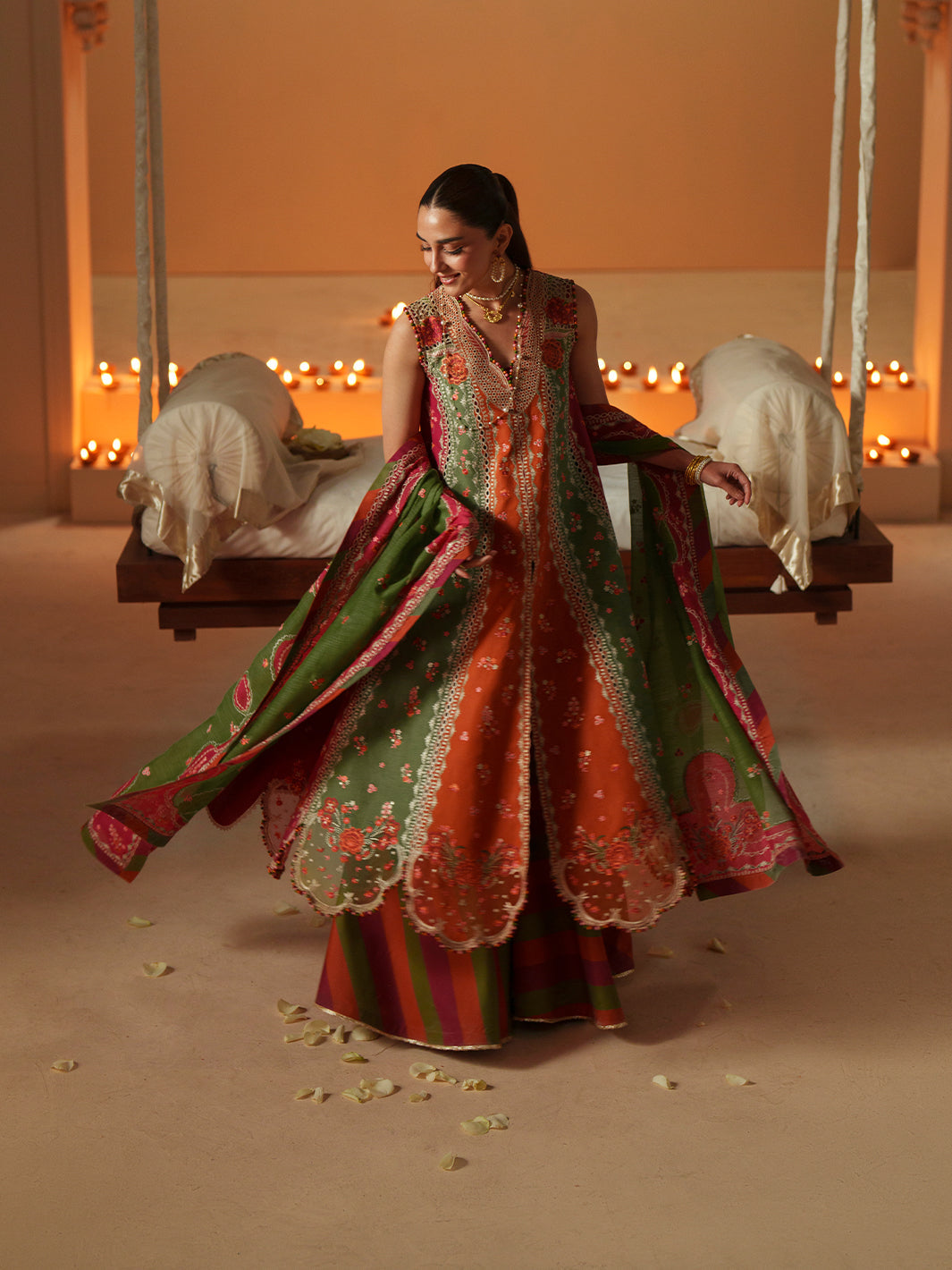 D-114- B | 3 PC LUXURY LAWN