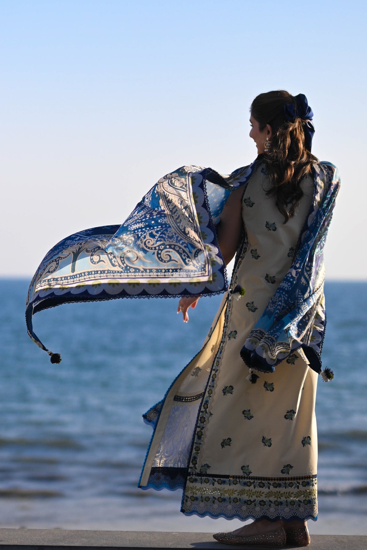 ZAINAB 1: WARM IVORY LUXURY EMBROIDERED LAWN SET 2025 (NEL-25604)