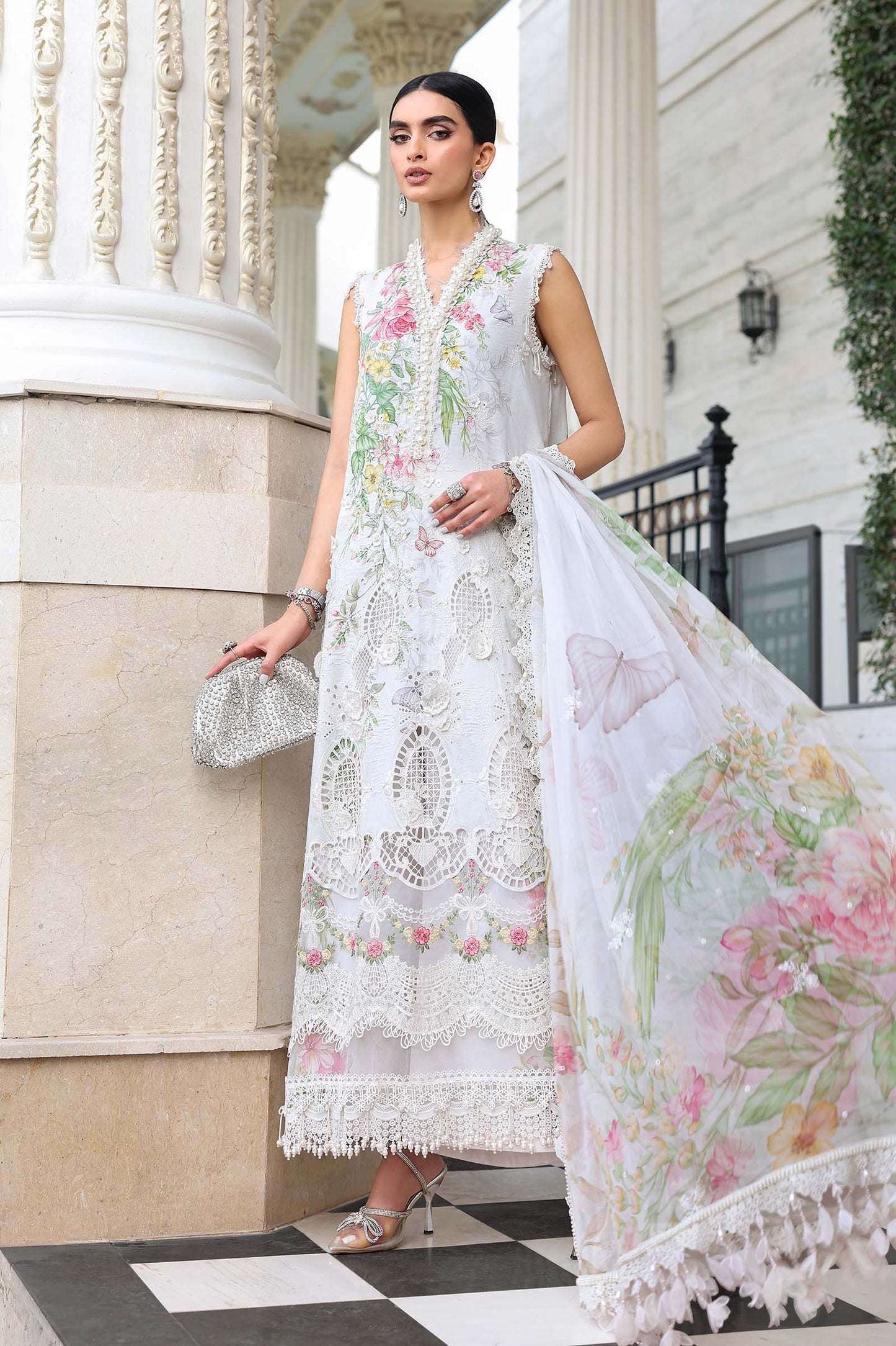 3 Piece Embroidered Lawn Suit