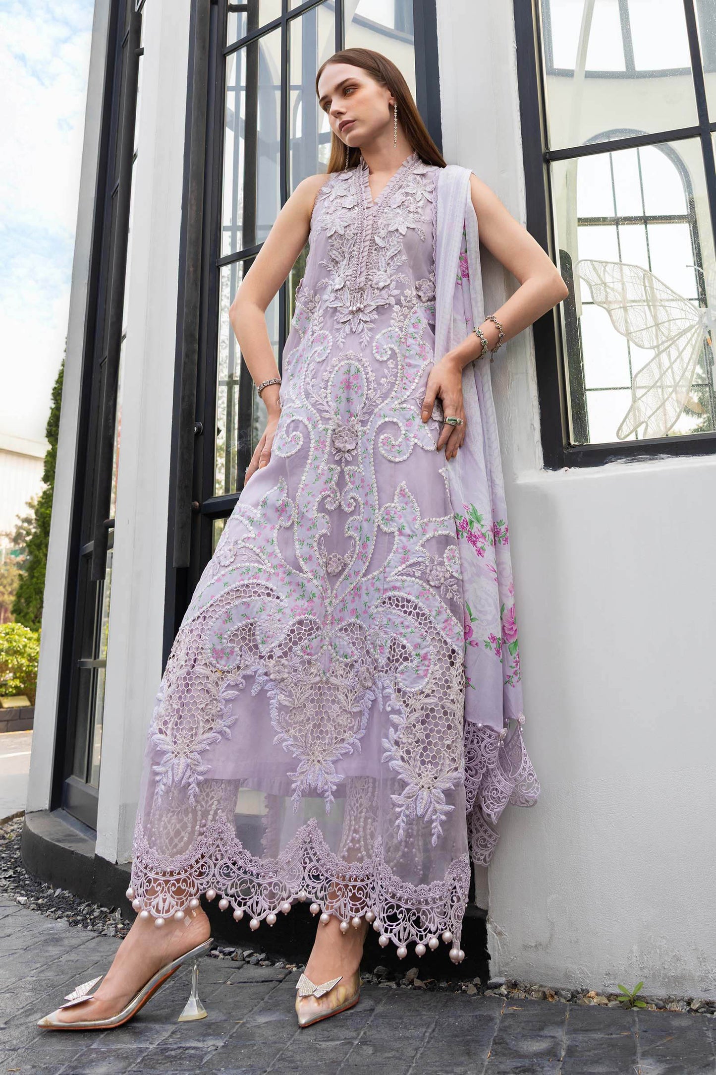 3 Piece Embroidered Lawn Suit