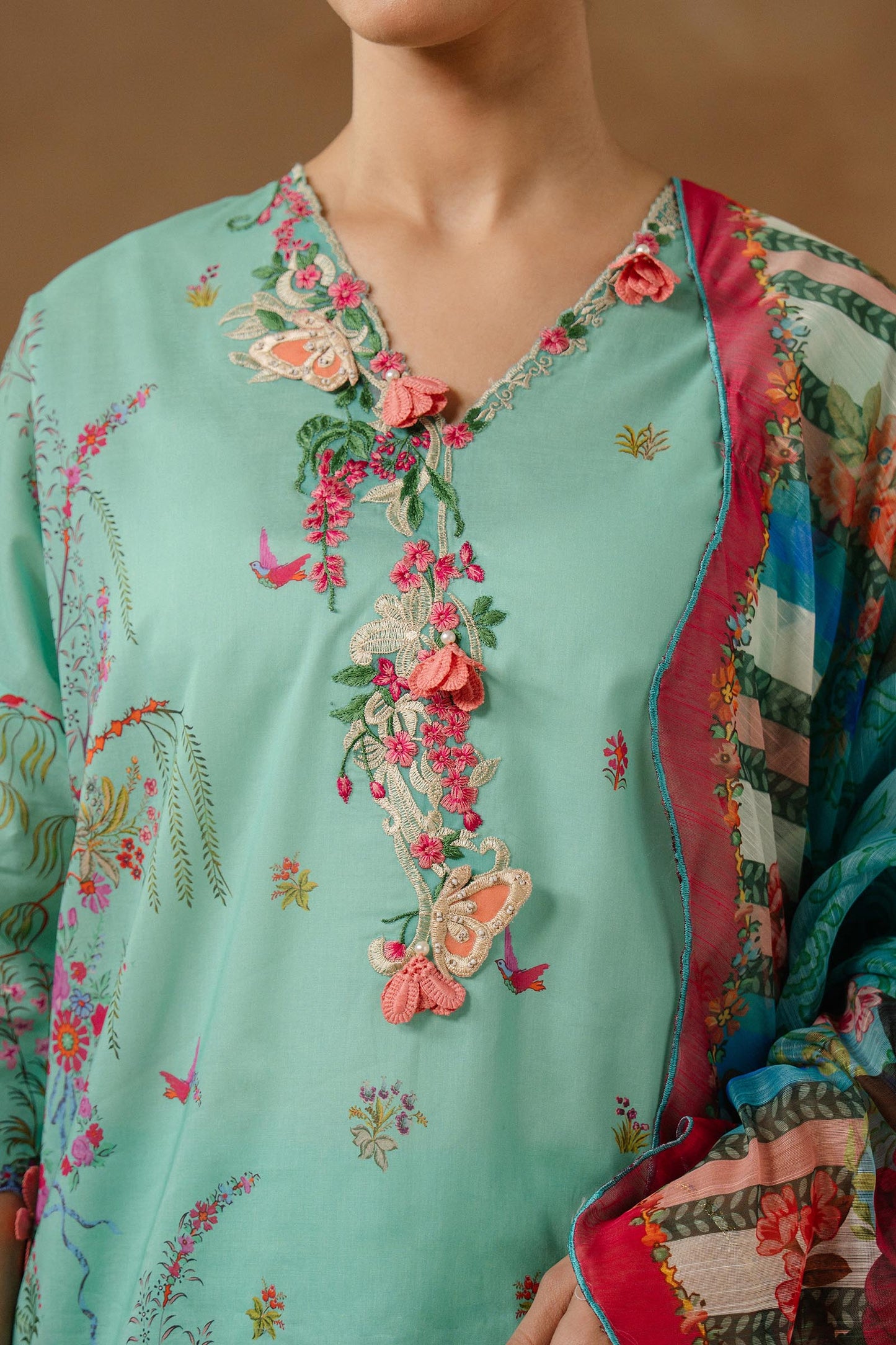 Muzlin Lawn 3 Piece Suit