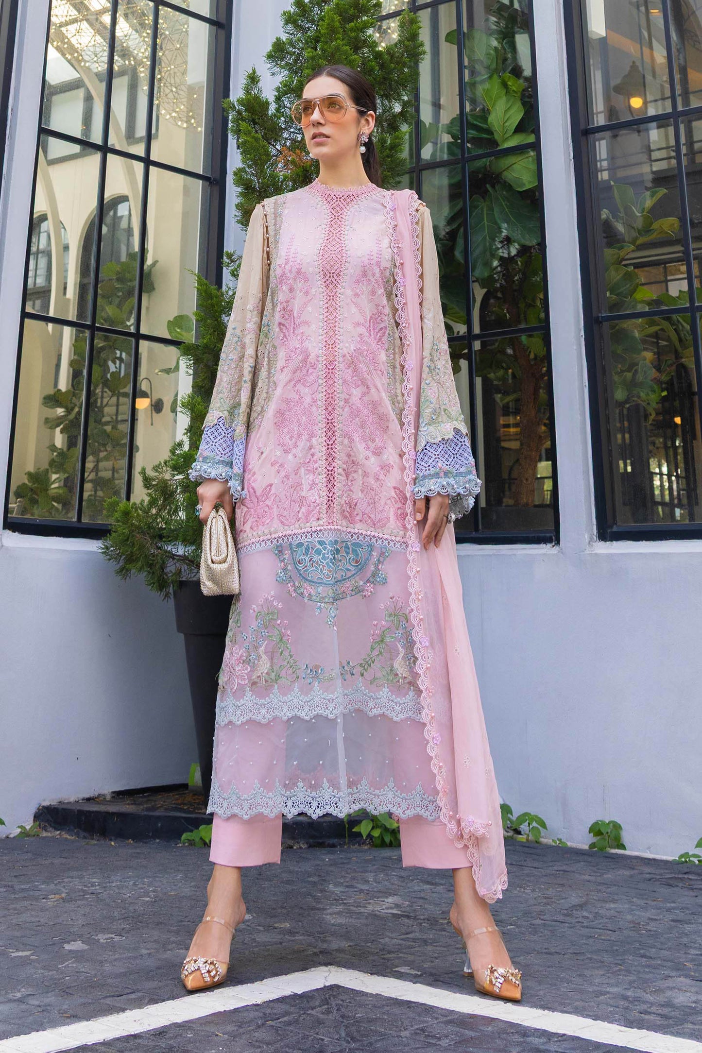 3 Piece Embroidered Lawn Suit