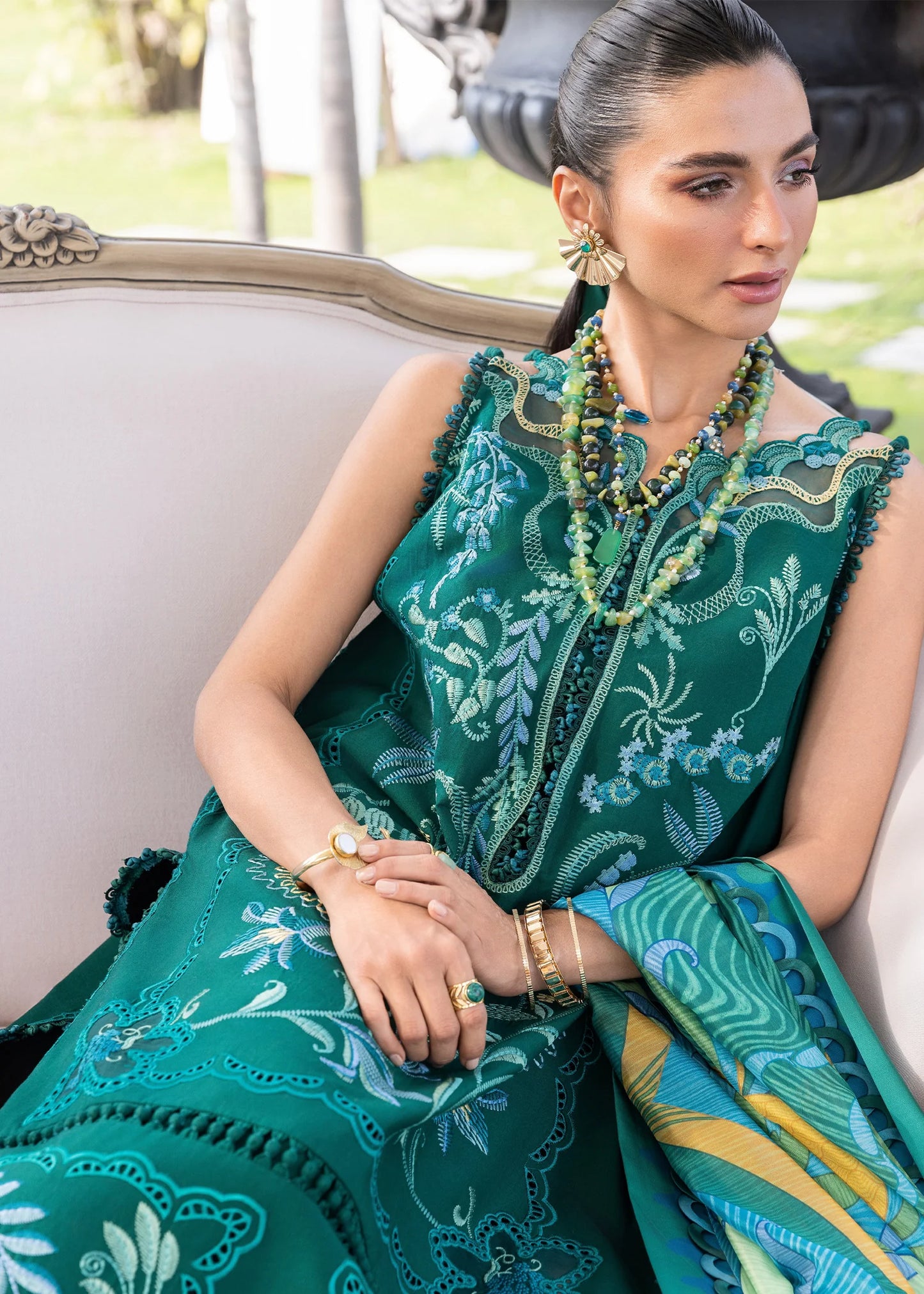 BEAUTY IN BLOOM - D3B