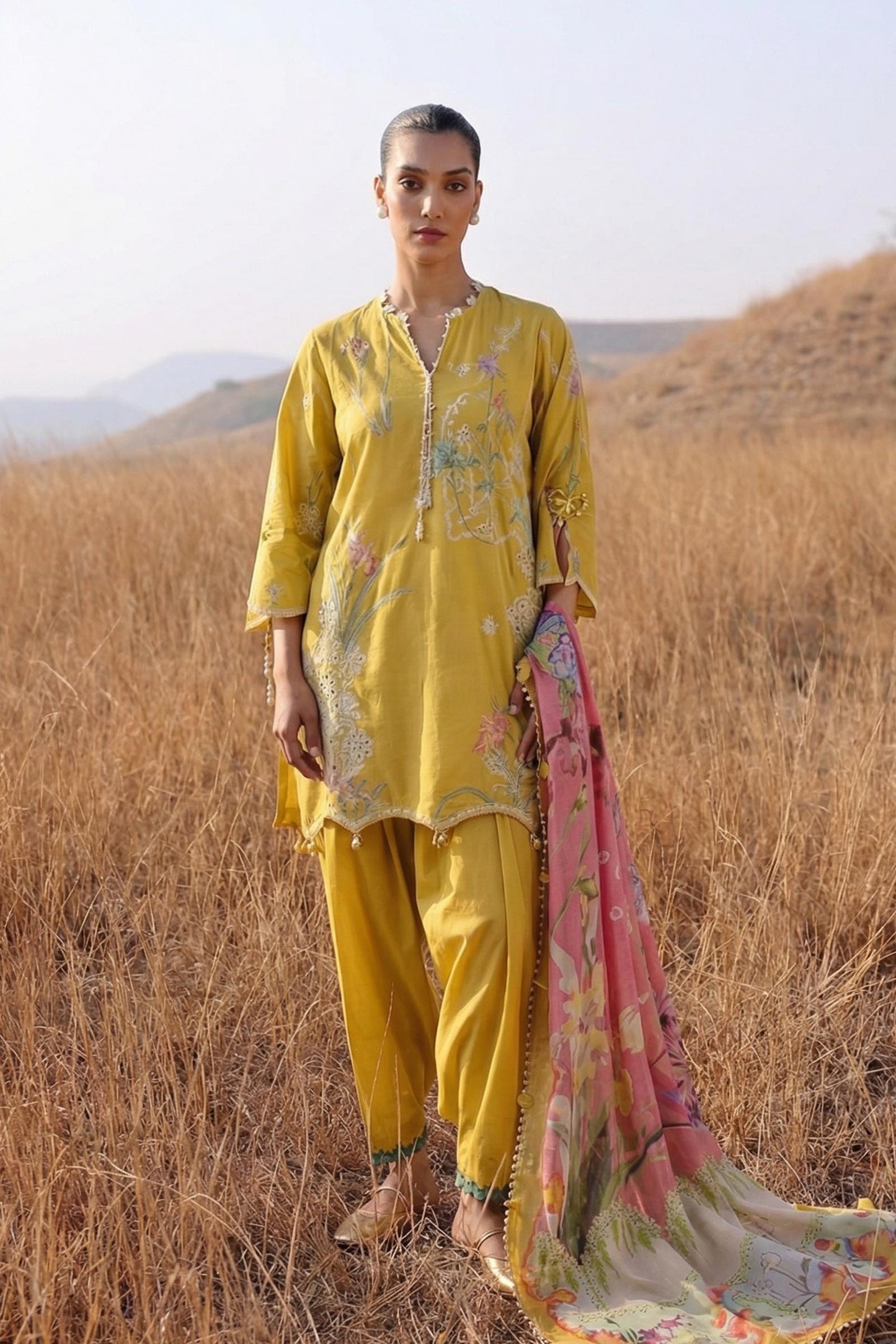 Muzlin Lawn 3 Piece Suit
