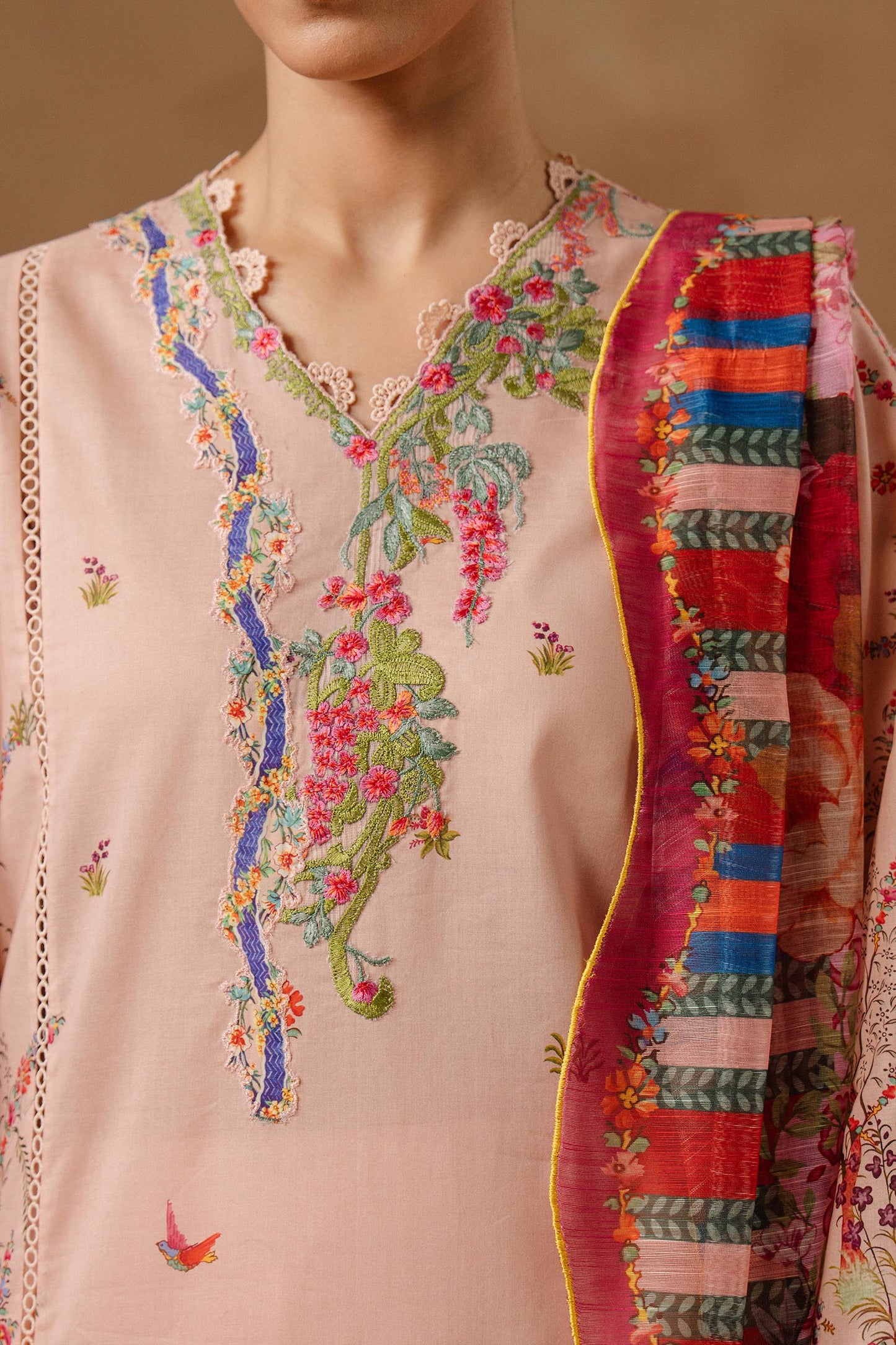 Muzlin Lawn 3 Piece Suit