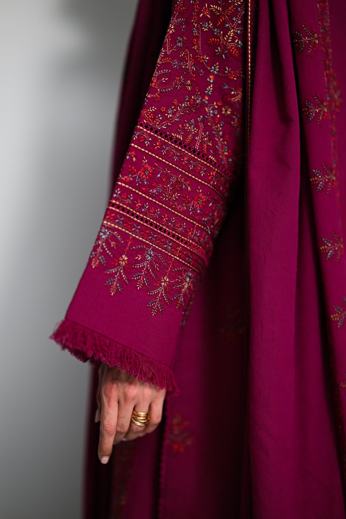 MIRA II - DEEP FUCHSIA LUXURY EMBROIDERED KARANDI 3PCS SET (NEL-26638)