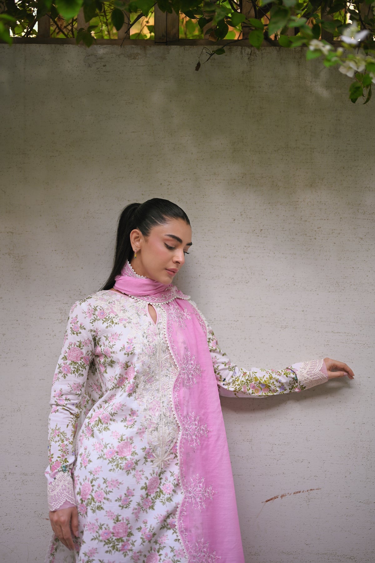 IVORY GARDEN LUXURY PRINTED EMBROIDERED LAWN SET (NEL-25621)