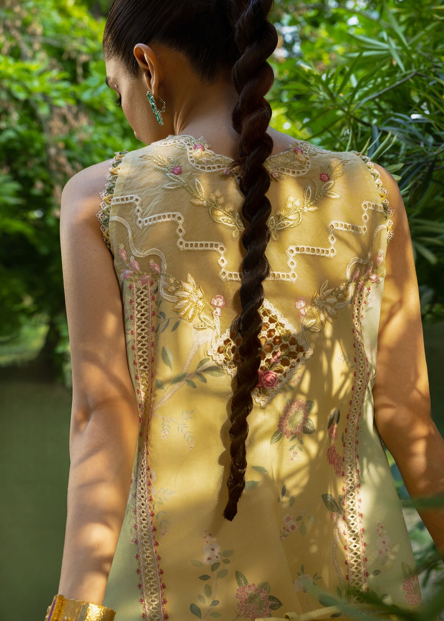 BONJOUR AND BLOOM - D4A